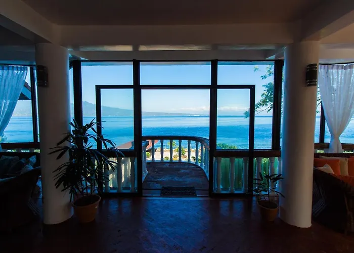 Bongavilla And Resort *